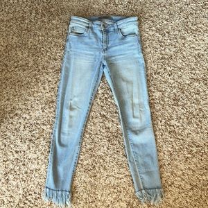 Joe’s Collector’s Edition “The Icon” Mid Rise Skinny Crop-28